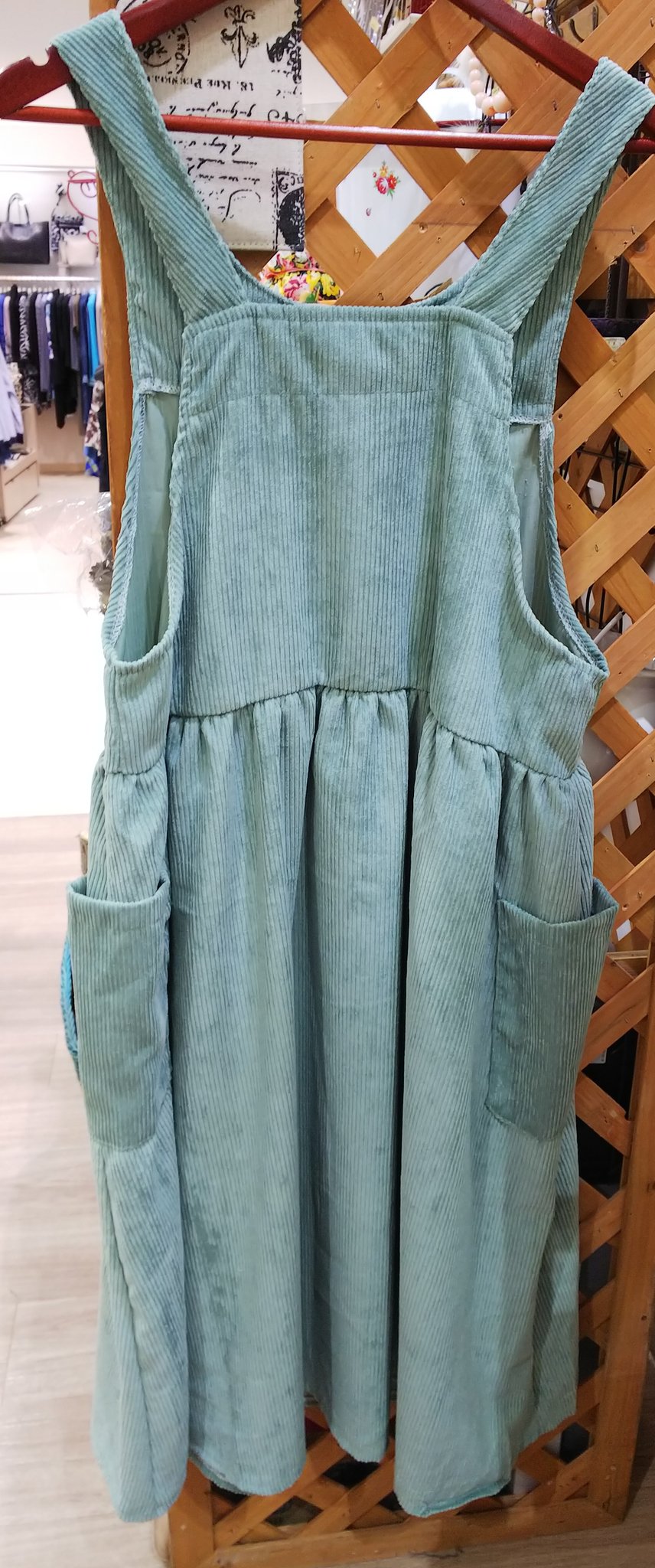 てら。【Erika Shop】 on Twitter &quot;【Erika Shop】お洋服の新作も続々入荷♪ 珍しいデザイン、 個性的