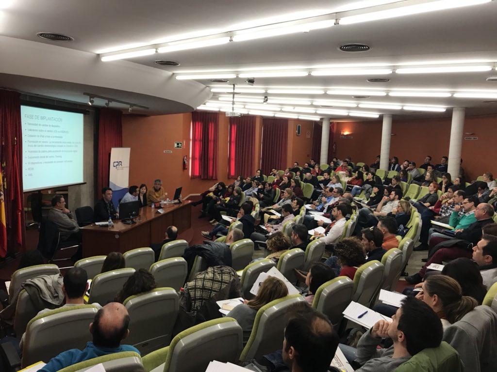 CPRRegionMurcia's tweet photo. Continuamos con experiencias educativas en centros de la Región #EscuelasDigitalesCPRMurcia https://t.co/OBQl1bn3lt