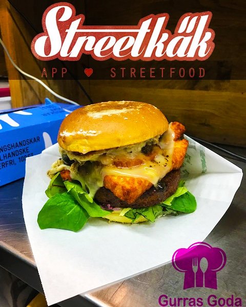 Lunch time or Burger time! 
#streetkak #streetfood