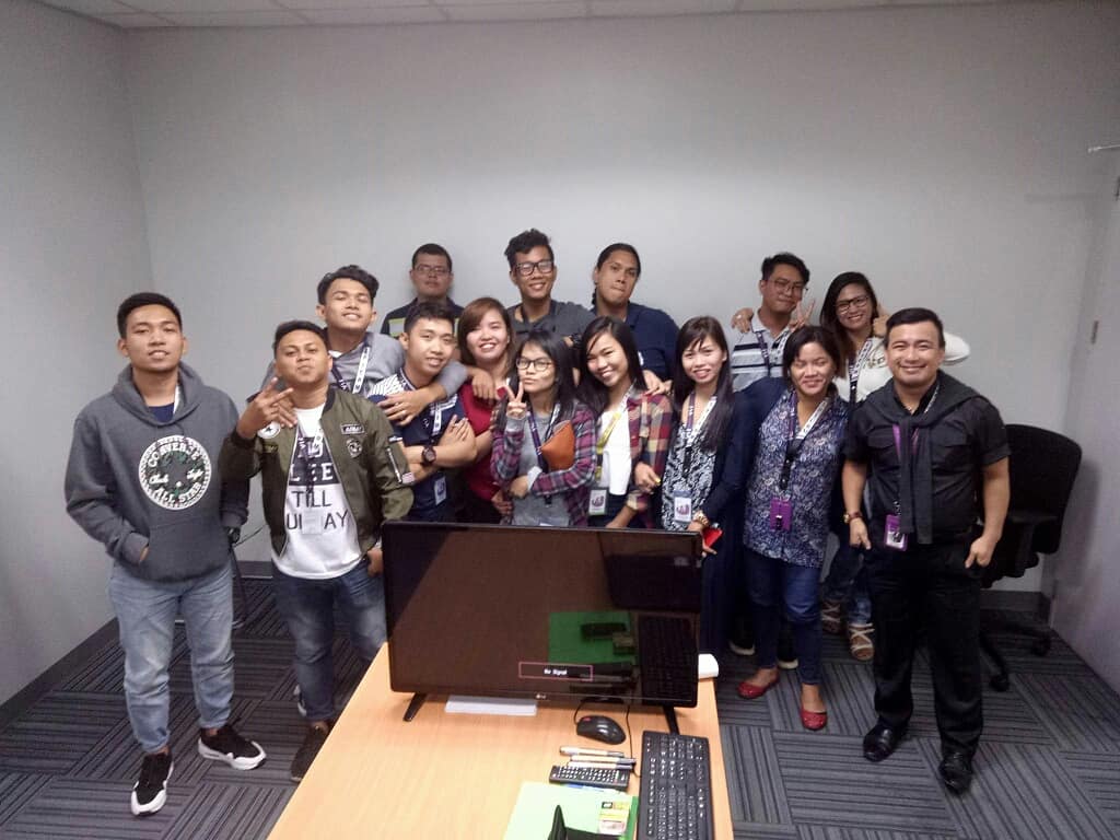 jherickcabico's tweet photo. With the TEAM!!! 
#olafang!!! https://t.co/mFLm7JaYiG