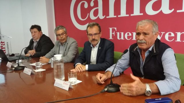 NexusIT_1's tweet photo. Manuel Torrijos: “El Cabildo de Fuerteventura es una de las pocas administraciones preparadas para la nueva Ley de contratación pública” https://t.co/wVtrTicS8j https://t.co/mgSHa8gwbE