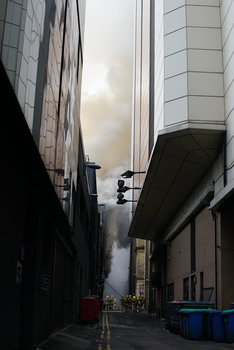 WandernMedia's tweet photo. @BBCScotland @BBCScotlandNews we have lots of photos and footage of the Glasgow Sauchiehall Street blaze - let us know if you want to see more. Fantastic work by first responders at the scene. https://t.co/xOzqrfXJeM
