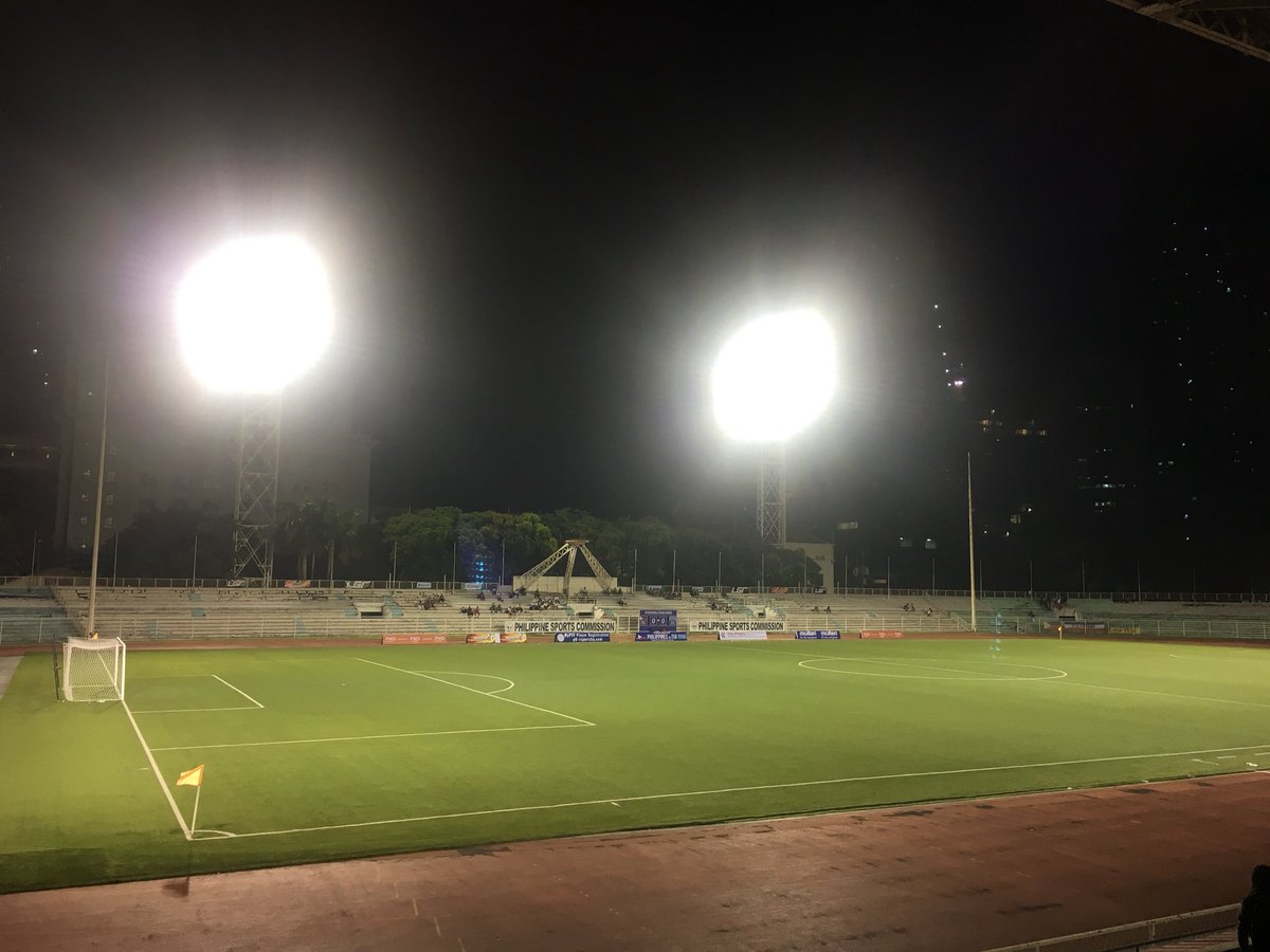 beebeego09's tweet photo. Here at the Rizal Memorial Stadium for the @TheAzkalsPH vs Fiji friendly. #GoAzkalsGo @RapplerSports https://t.co/djIppLmD22