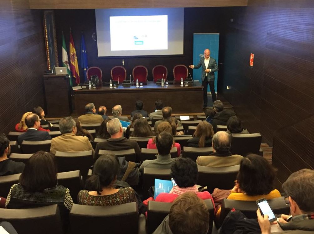AngelaMunozz's tweet photo. Hoy @Qlik_ES esta en Sevilla celebrando junto a nuestro partner @sistel_sl nuestro evento sobre #DigitalTransformation, #BigData y #BI. Gran acogida en la @camaradesevilla. https://t.co/pWBgQLwnq1