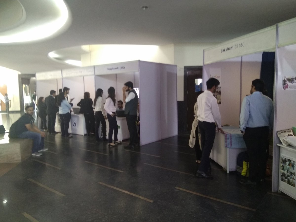 SyamantakH's tweet photo. Here are some glimpses of the second #IMTheChange day.
SSR 2.0 ends on a brilliant note. @IMTGhaziabad @IMTChange https://t.co/AwoNNpqpVy