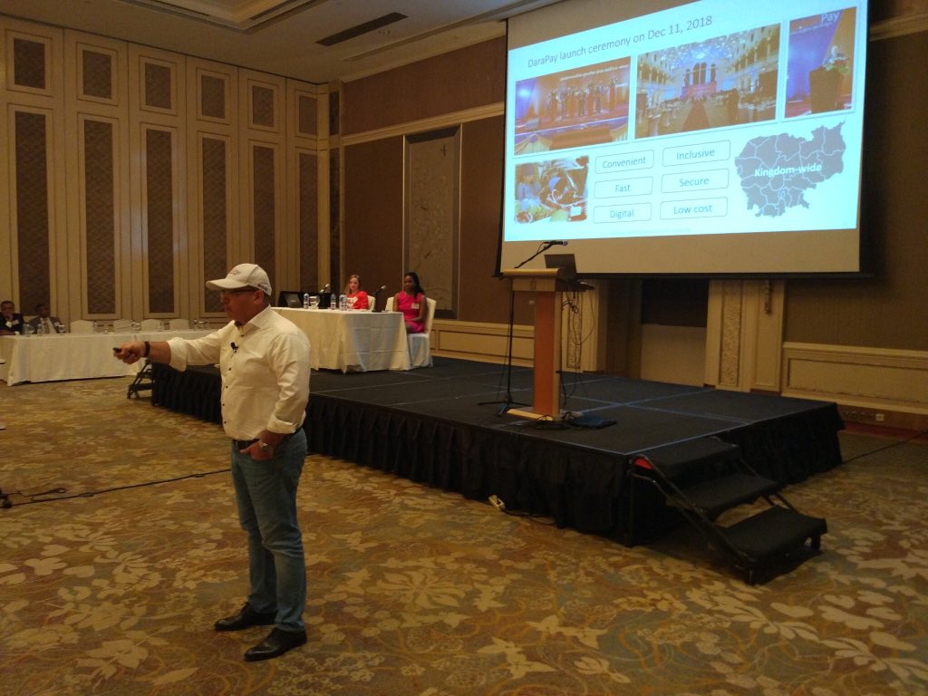 ricardos_khoury's tweet photo. We had a great first day yesterday at #RBR Self Service Asia 2018 #SSBA18. Interesting discussions with customers on how #digital #Technologies are shaping their business models. #DaraPay case study was exciting to most participants who are embracing #CHANGE https://t.co/6TCEC8vUVZ
