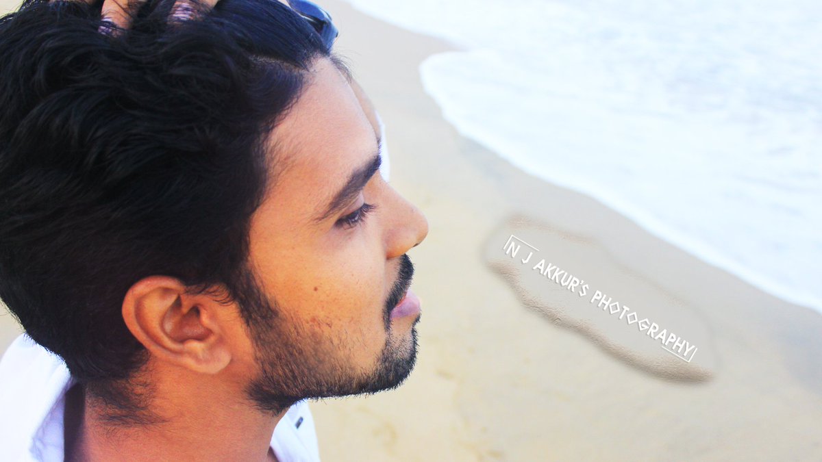 Sanjay_Offcl's tweet photo. In #love with #sea and her #beauty😍😍
Lovely shot by @N_J_Akkur 👌 https://t.co/S0H32CLfRF