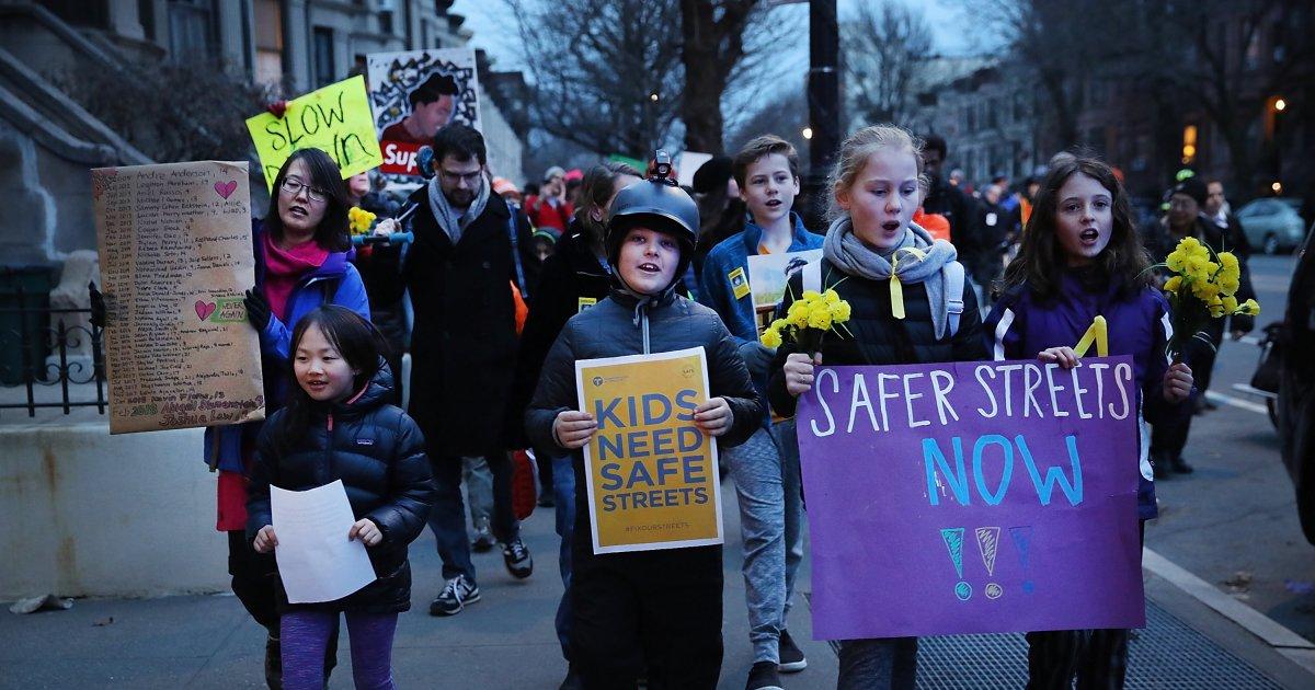 NewYorkLoving's tweet photo. March 22: Traffic, schools and dogs on planes: Flushing: Four years ago, my daughter was crossing a street in Manhattan with the light when a car making a turn hit her. https://t.co/DVfeoz1g9t https://t.co/4qzMdO4jZo