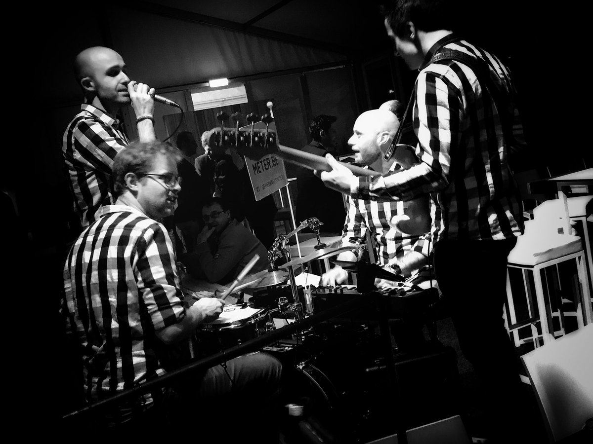 andrewvorster's tweet photo. How brilliant were these guys last night @xeikoncafe ?? What a unique concept “the square metre” #devierkantemeter - all 4 of them including equipment wheeled in on a one sq metre pallet! Great repertoire too 🎼 #music #entertainment #xeikoncafe https://t.co/Yw0rekqEMU https://t.co/tGLbpvkjXE