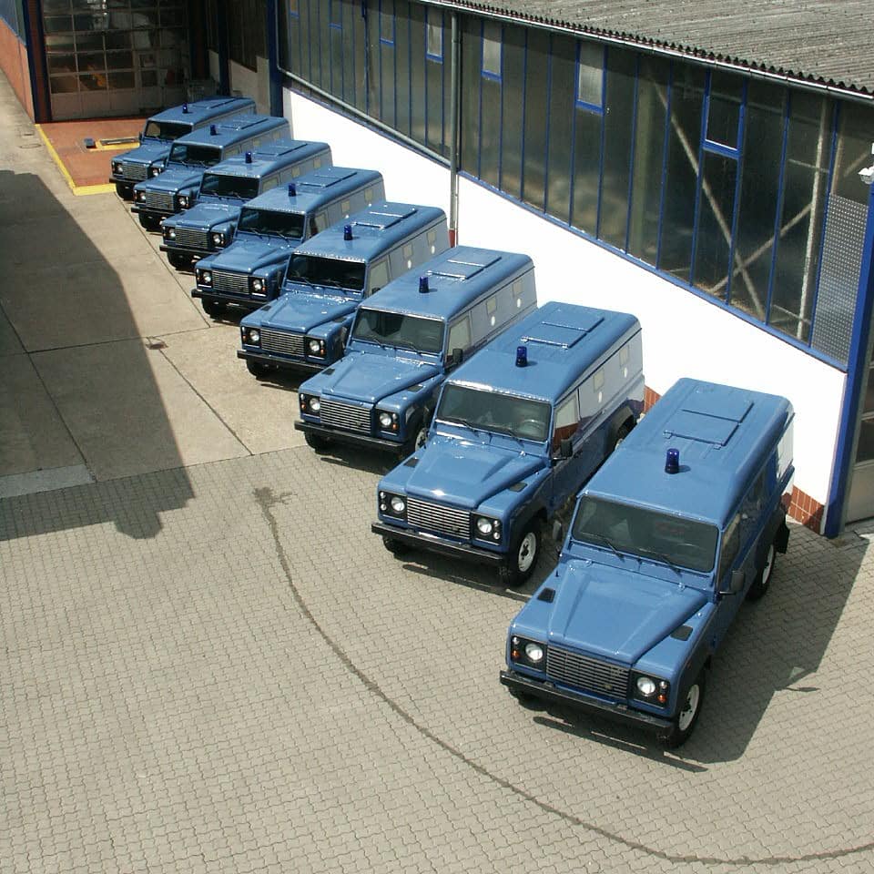 AVAILABLE FOR SALE: 20 x LHD Armoured Land Rover Defenders with delivery mileage. Vehicles are available for sale netto. For more information please call or email jeremy@jeremymitchell.london #landrover #defender #defender110 #vehicleexport #4x4