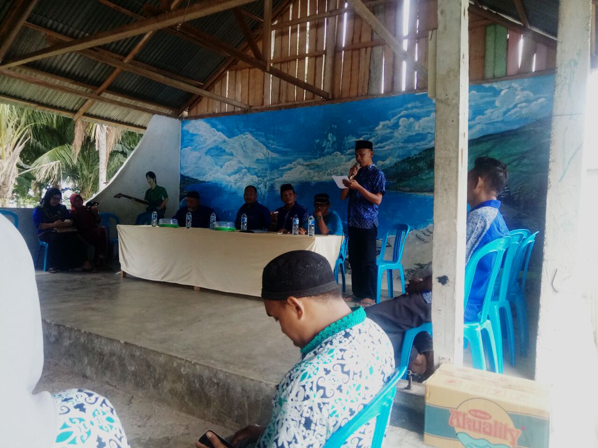 UrumiJeri's tweet photo. RAPAT PENETAPAN APBDes DESA INOMATA.KEC.BONE RAYA.KAB.BONE BOLANGO
@jokowi 
@taufikmadjid71 
@farid_hubu 
@pendampingdesa_ 
@KemenDesa 
@mulis 
#TPPIGtlo https://t.co/ntpnkc6KV7