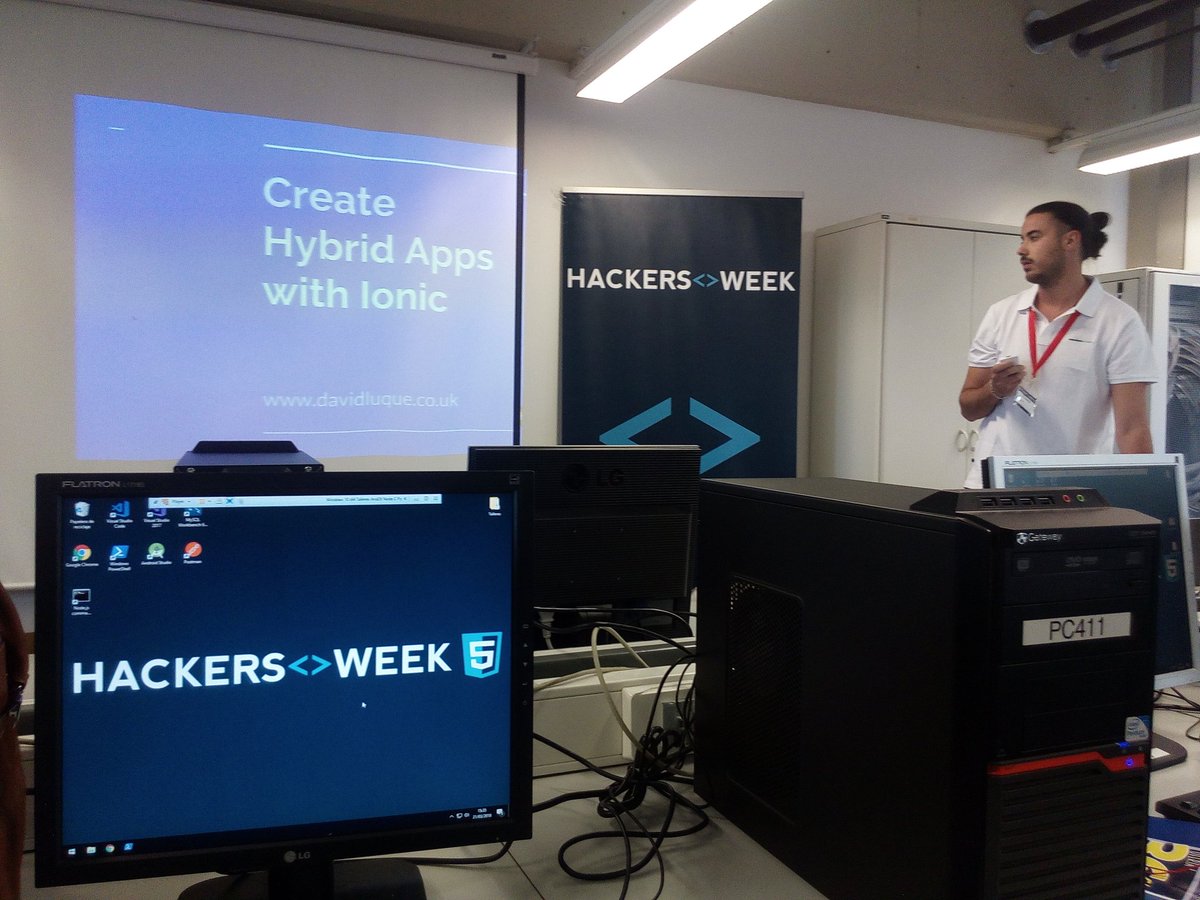anaraher's tweet photo. Con @dluque92 en #HackersWeek2018  a aprender #hybrid #Apps, buen taller! @HackersWeek #Developer #ionic #Angular #typescript #FrontEnd https://t.co/ljjzOiDlbH