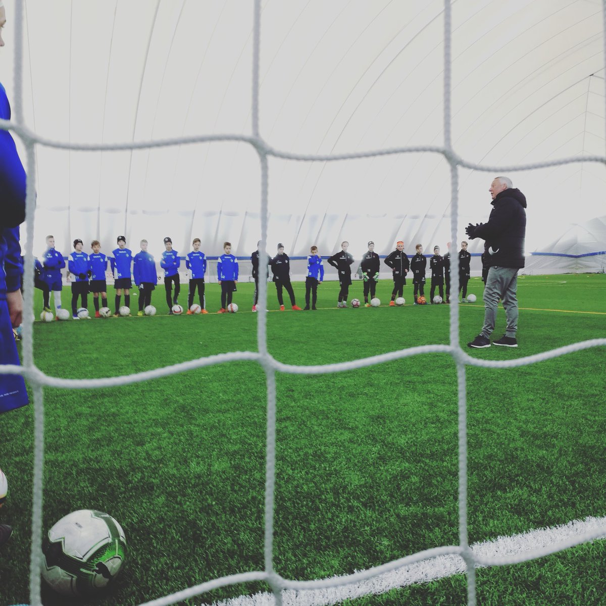 Osa pojista tänään <a href="/FCLahtiUnited/">FC Lahti United</a>  katsastuksessa. Kovaa mennään, hyvä olla <a href="/FCEspoo/">FC Espoo</a>