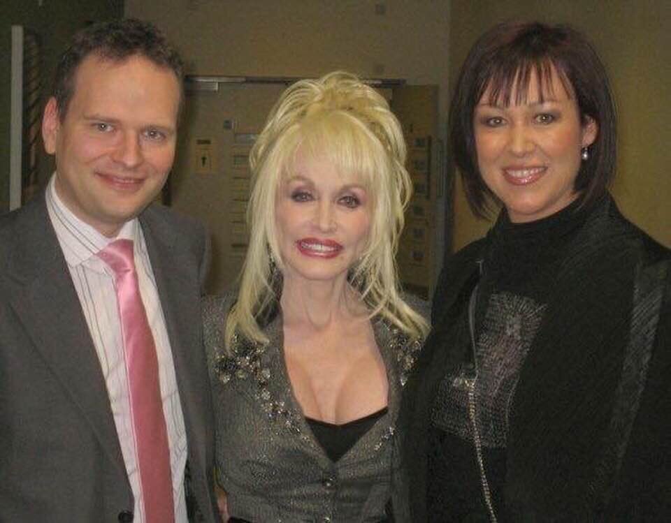 Ian White (@ianwhitenews) on Twitter photo It’s the 00s today in <a href="/BBCLookNorth/">BBC Yorkshire</a> special 50th anniversary reports. Reminded me it was the decade when <a href="/christaackroyd/">Christa Ackroyd</a> and me met Dolly Parton in Rotherham. I’ve been telling <a href="/RichardStead/">Richard Stead</a> on <a href="/BBCLeeds/">BBC Leeds</a> about my 20+ years at LN. From 9 on R Leeds It’s the 00s today in <a href="/BBCLookNorth/">BBC Yorkshire</a> special 50th anniversary reports. Reminded me it was the decade when <a href="/christaackroyd/">Christa Ackroyd</a> and me met Dolly Parton in Rotherham. I’ve been telling <a href="/RichardStead/">Richard Stead</a> on <a href="/BBCLeeds/">BBC Leeds</a> about my 20+ years at LN. From 9 on R Leeds