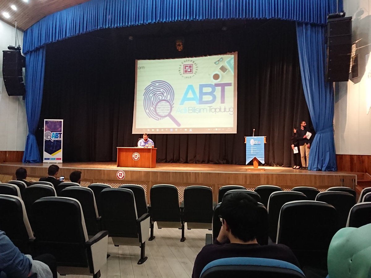 mucahittopal's tweet photo. Gökay Bekşen ile Fırat Üniversitesi Adli Bilişim Konferansındayız #FFDays'18 #ABT #FuAdliBilisim https://t.co/ZsC7QwfBzk