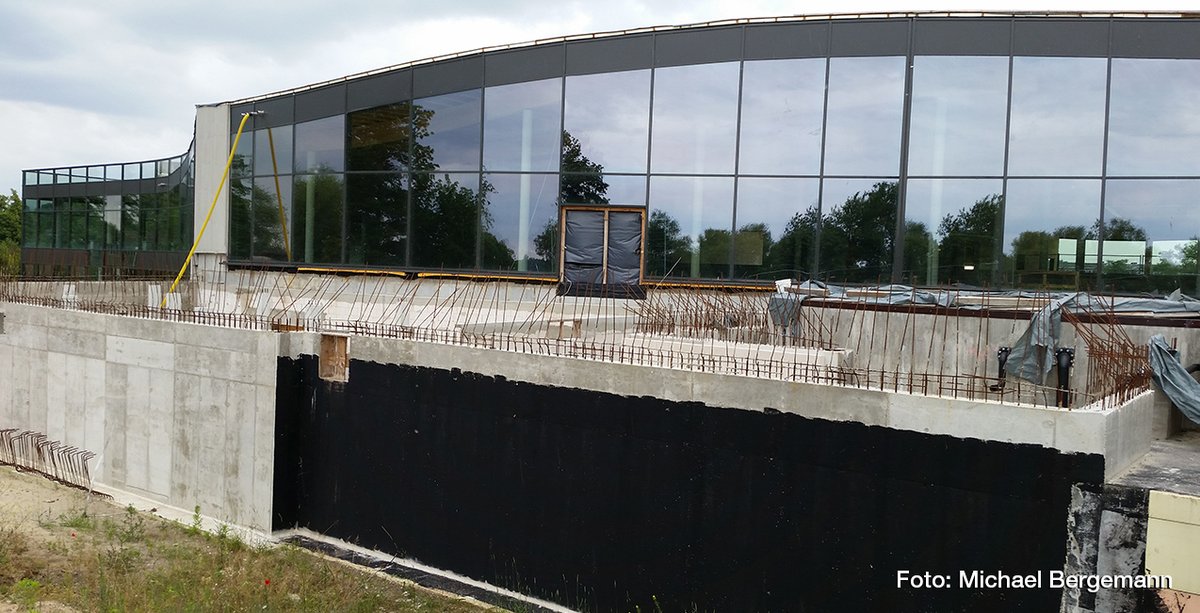 MiBergemann's tweet photo. #BER2 in #Brandenburg
// #SchrottBaustelle #BlütenTherme in #Werder (Havel) soll laut Medienberichten weitere 30 Millionen Euro kosten // Fertigstellung ungewiss //
@rbb24 Video -> https://t.co/KqoZVFLF1V https://t.co/zy4Xhy1DKS