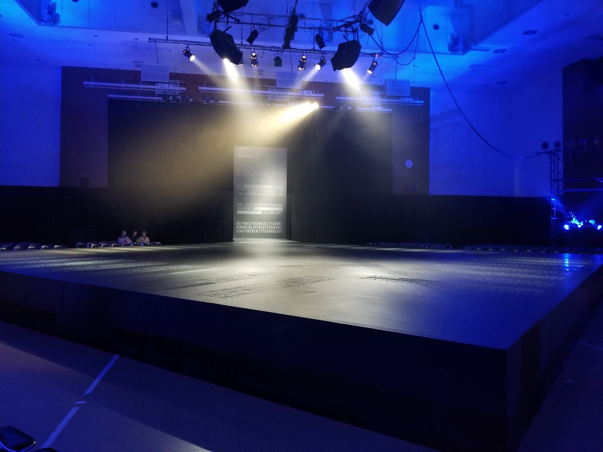 Pre show for <a href="/HARE_jp/">HARE</a> at #amazonfwt