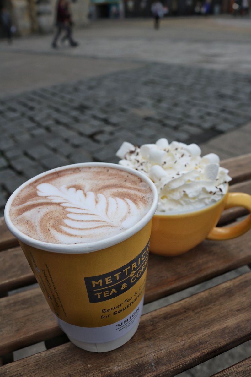 MettricksCoffee's tweet photo. Start your day off with a drop of indulgent Hot Chocolate at Mettricks

Available in 3 flavours: Milk, Dark &amp; White! Available to takeaway too.
More than just better coffee

https://t.co/X2UabjgsER https://t.co/SM3O4yS3ZA