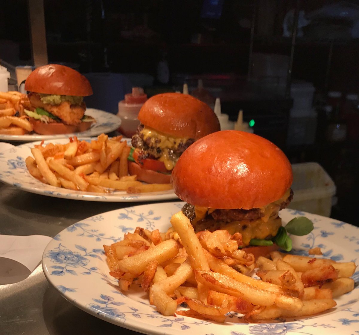 mmmschooldinner's tweet photo. Great evening and food @inpublove The Crown SW11. Thank you https://t.co/xiC0zBpFLG