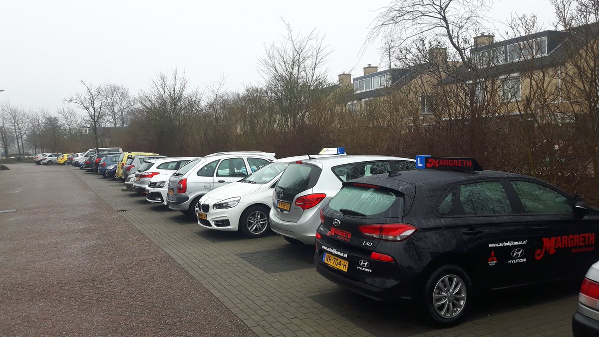 Henri_de_Jong's tweet photo. #veiligheid @VVN #Noordwijkerhout #Teylingen #Noordwijk organiseert rijvaardigheidscursus #Broem voor 50+ Tot in lengte van jaren veiĺig in #verkeer! https://t.co/yXhyydRkbh