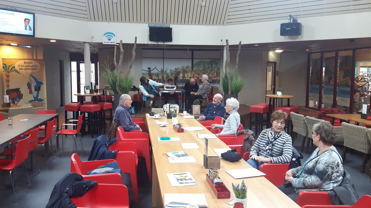 Henri_de_Jong's tweet photo. #veiligheid @VVN #Noordwijkerhout #Teylingen #Noordwijk organiseert rijvaardigheidscursus #Broem voor 50+ Tot in lengte van jaren veiĺig in #verkeer! https://t.co/yXhyydRkbh