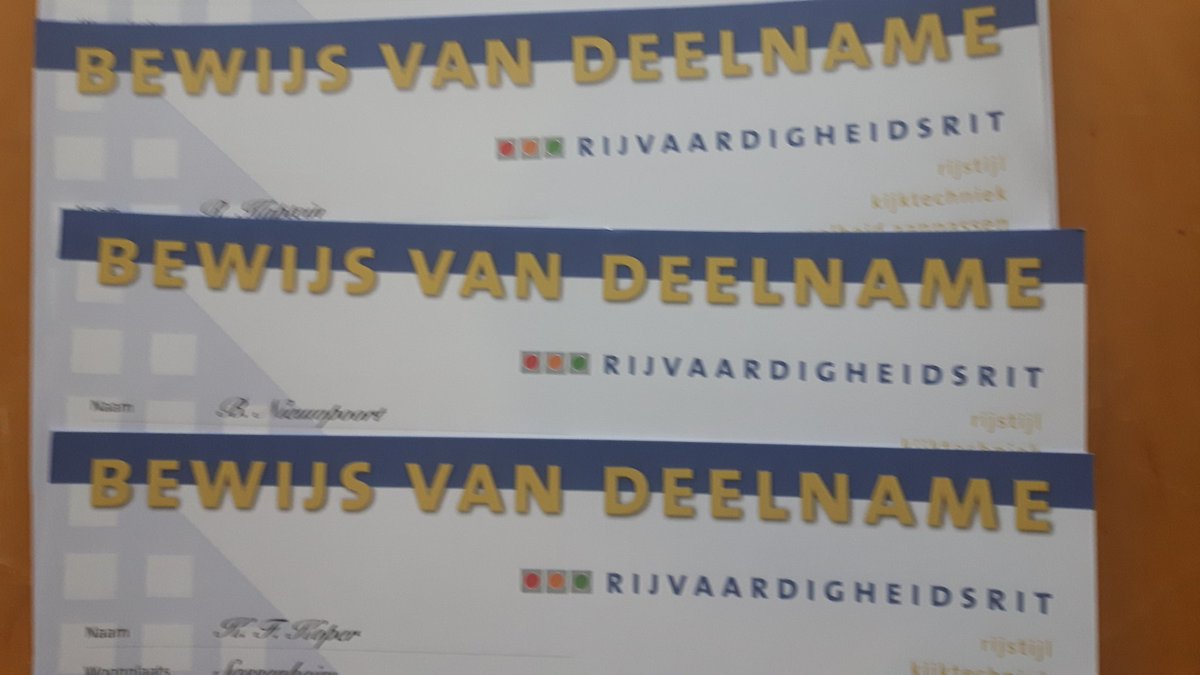 Henri_de_Jong's tweet photo. #veiligheid @VVN #Noordwijkerhout #Teylingen #Noordwijk organiseert rijvaardigheidscursus #Broem voor 50+ Tot in lengte van jaren veiĺig in #verkeer! https://t.co/yXhyydRkbh