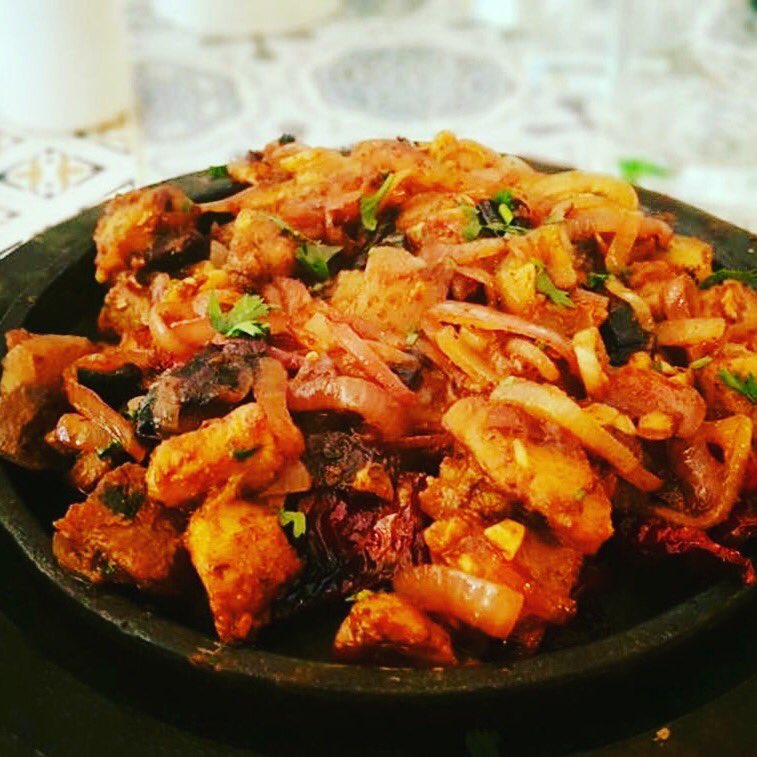 obalcaogoa's tweet photo. When you want to Treat yourself to a simple meal and look forward to dunk your Pao into sweet tangy tender pieces of good old Pork and feel Bliss...…It’s time to drop by @ Ó BALCÃO to fulfill those cravings with this mouth-watering Goan Pork Amsol!!! #obalcaogoa #Panjim #StInez https://t.co/V0vzQFjk1J