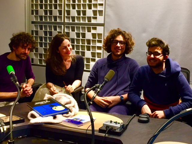 mariericheux's tweet photo. #PARLESTEMPSQUICOURENT "la répartie c'est la survie, l'improvisation aussi !" Tomi Ungerer a  du annuler au dernier moment, on a quand même  fait l'émission, en pensant à lui. (Il va bien) avec Karl, Satyam et @romaindebec  #Semainedelapresse @LeCLEMI 
https://t.co/YAyelr6pQT https://t.co/nDmrSFjFqA