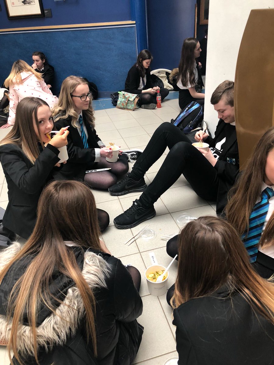 CalderheadHS's tweet photo. Our S3 pupils really enjoyed their day at Heriot Watt University, taking part in #MLD2018 and Confucius workshop. The free food at the workshop was a welcome bonus https://t.co/TrmtEebfmo