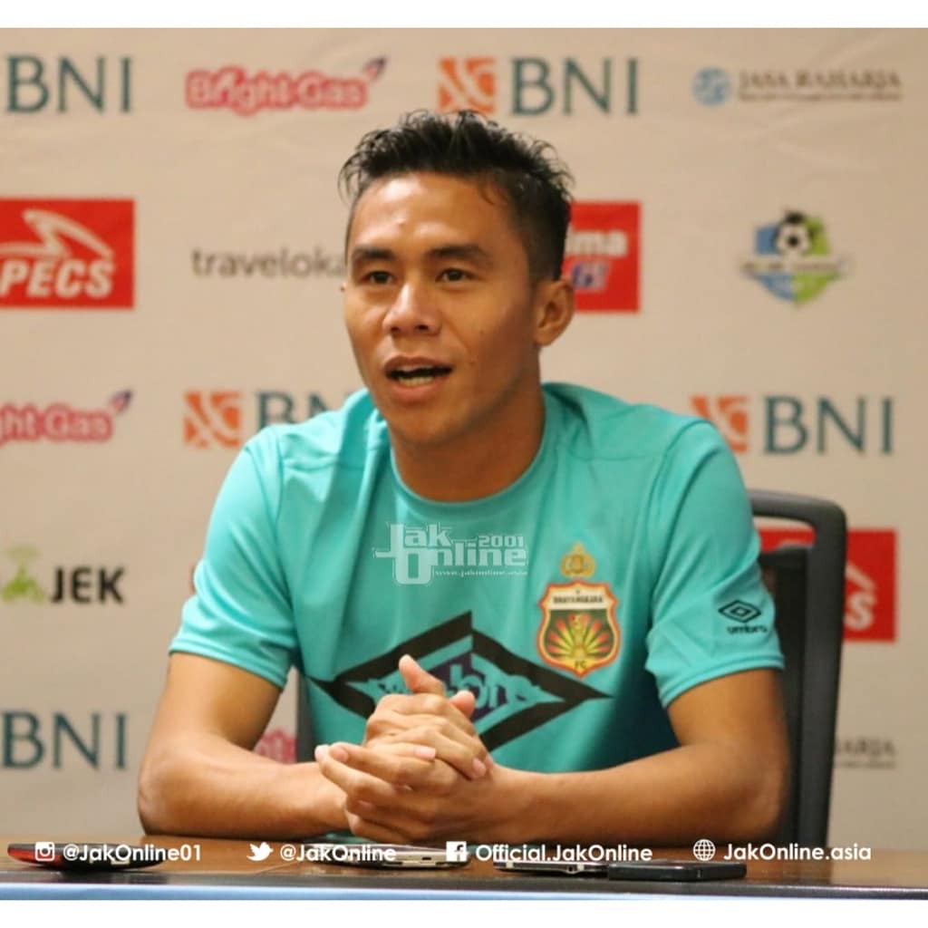 Konfrensi Pers H-1 Jelang Laga Perdana Liga 1 2018 antara Bhayangkara FC vs Persija Jakarta

#persija
#jakmania
#jakonline
#guepersija
#banggajakmania
#liga1
#sugbk
#UpdateJO
#FotoJO