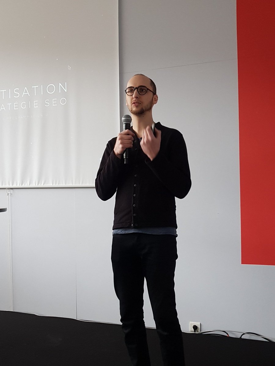 MoiseLeGeek's tweet image. #dataseo #seocamp l apparition des premiers humains. Let s go to colonise google