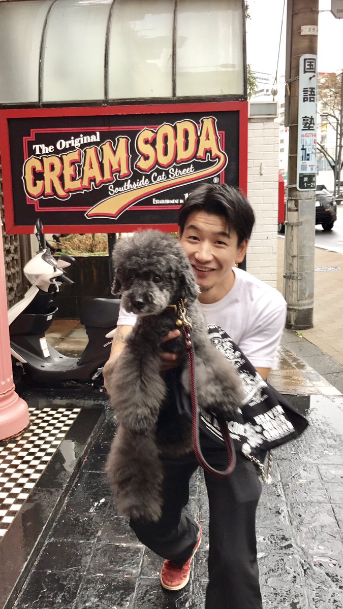 ピンクドラゴン行ったら偶然くろちゃんと西尾と遭遇〜 雨が降っても