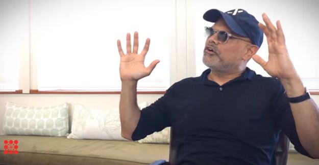 Bizcommunity's tweet photo. #DesignIndaba2018: Video interview with Ravi Naidoo | https://t.co/7re1dqZH8b via @Biz_Marketing @designindaba @ravinaidoo ? https://t.co/6A8wA5RLzL