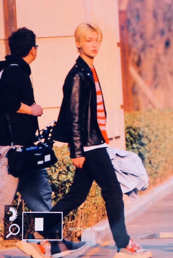 BlossomTryst_'s tweet photo. #黄明昊 #justin #저스틴 
180322 preview https://t.co/w8QRZpjUIp