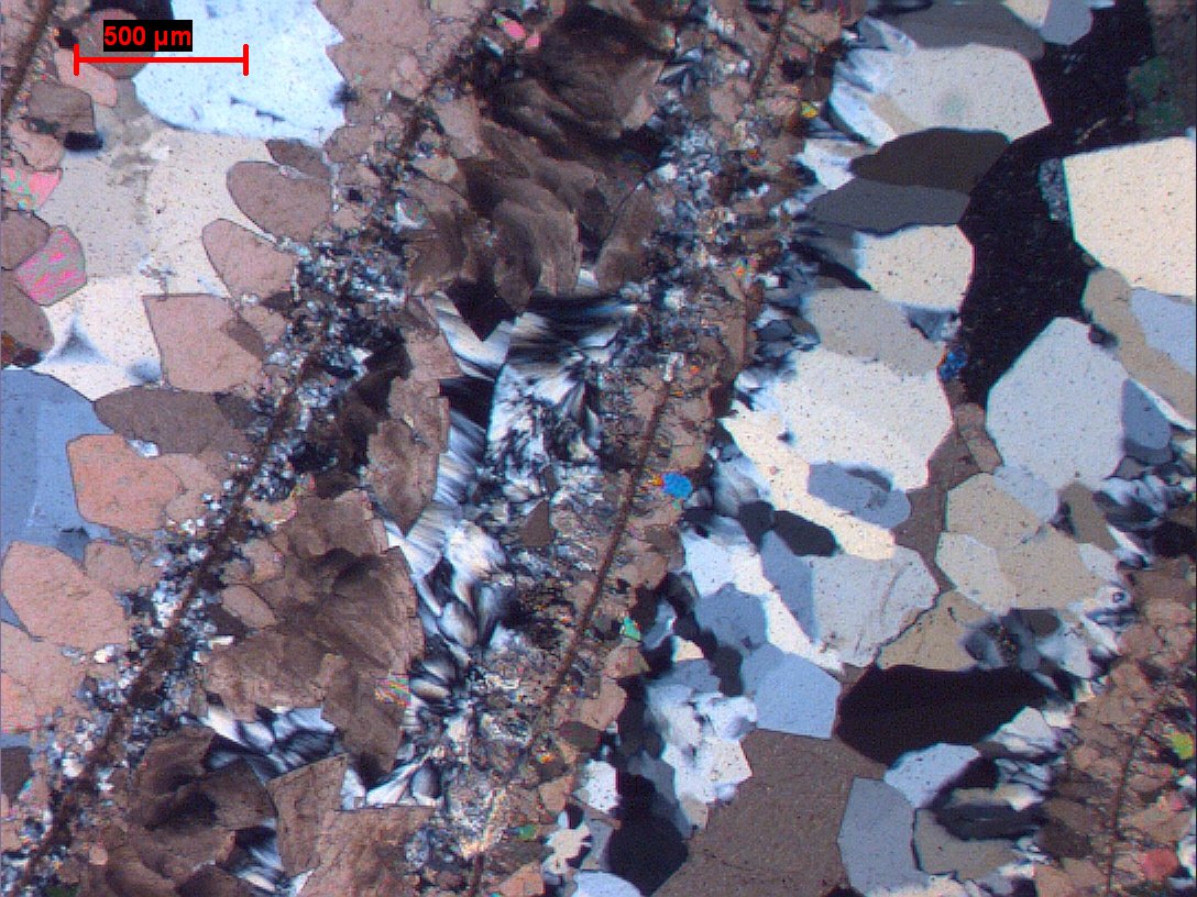 RSKPetrography's tweet photo. Good morning #petrographers. It's another lovely #ThinSectionThursday, so here's a limestone with quartz and chalcedony replacement. https://t.co/by4dCV6hFd
