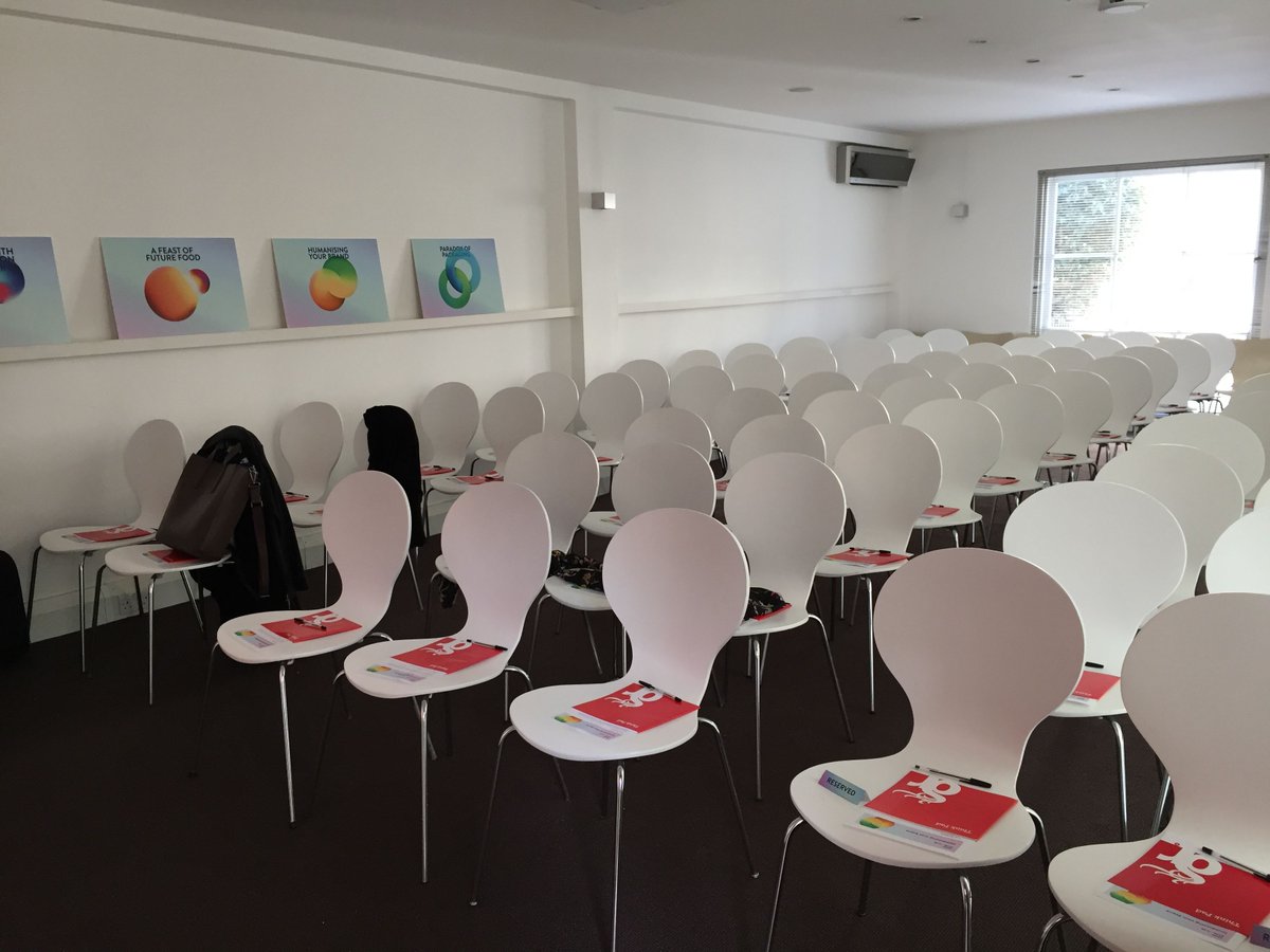 DragonRougeUK's tweet photo. From the quiet and calm of this morning to the buzz and excitement of a packed room - Day 2 of the #SparkCreateReact seminars has officially begun! #Humanise https://t.co/vTqPbwyEk1