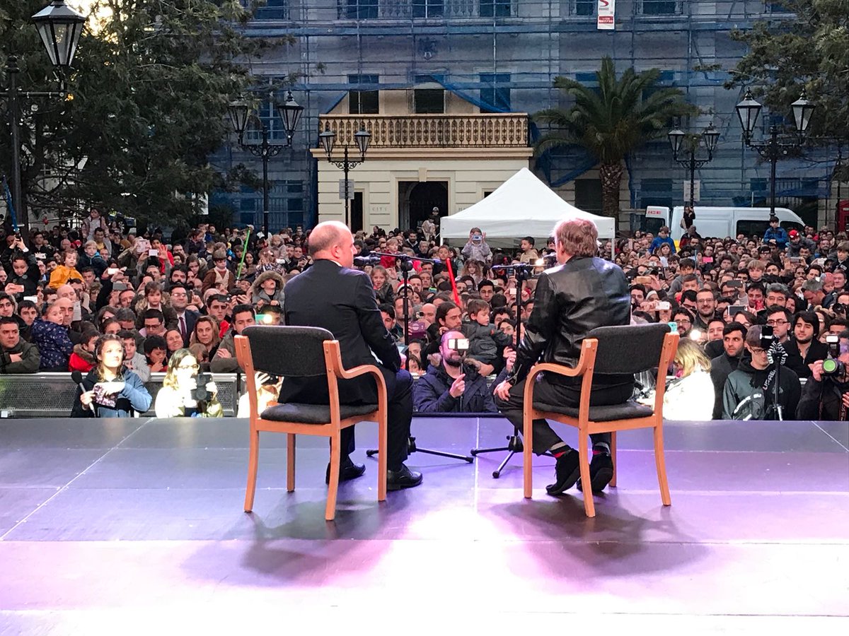 MarkHamill's tweet photo. Why they would ever invite me to the opening of something called "#Skywalk" remains a mystery-but it was beyond thrilling to @visit_gibraltar! Stunningly beautiful-marvelous Macaques &amp; truly friendly folks who all got selfies whether they wanted them or not. https://t.co/taQJemAC0B