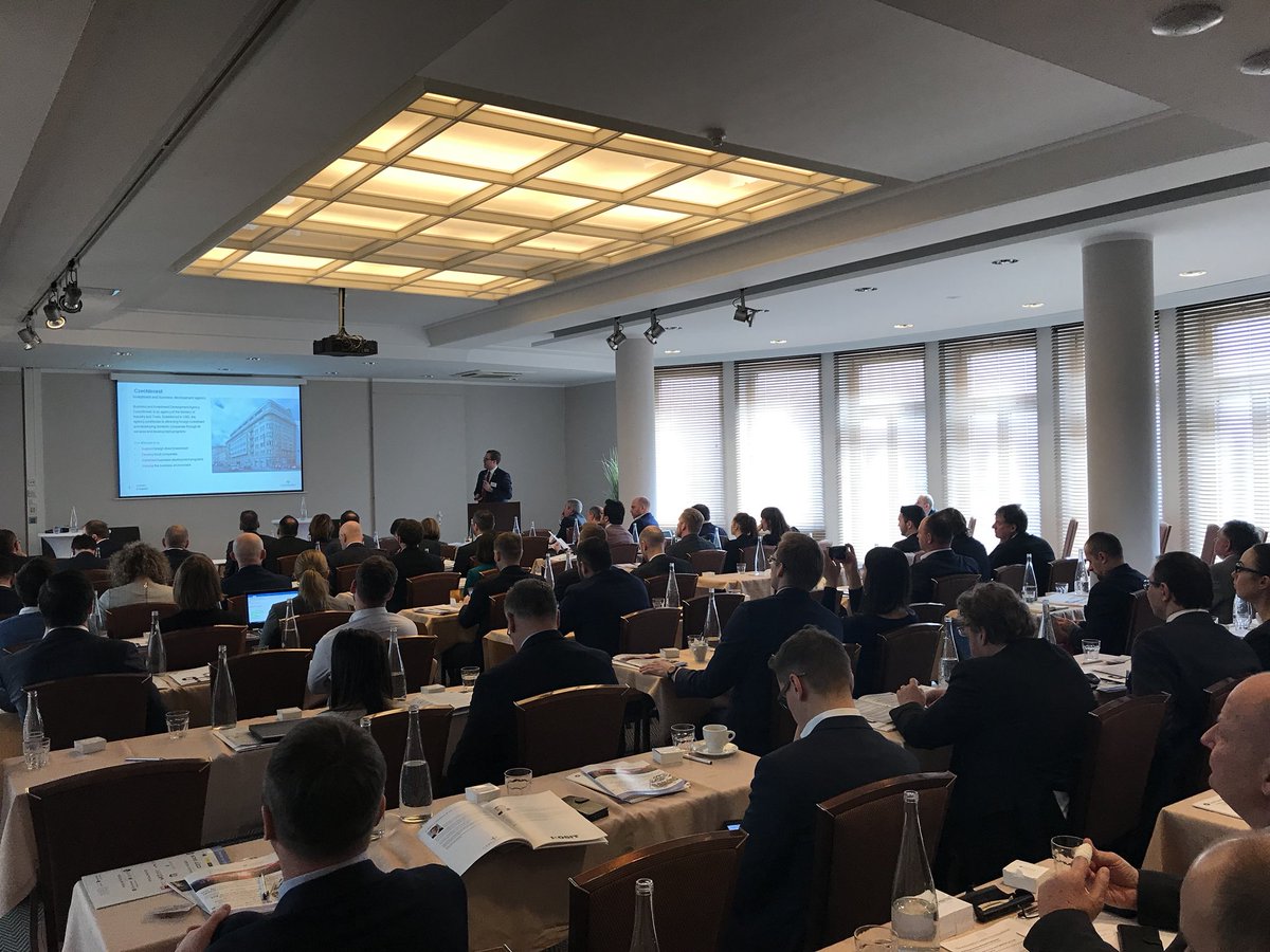 thevoiceofauto's tweet image. @CzechInvest_CZ #RichardSchneider presenting #Czechrepublic #vobevent @thevoiceofauto