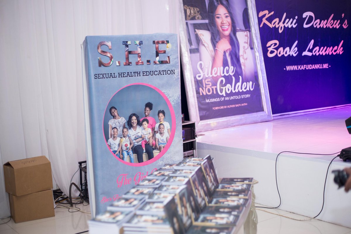 kafuidanku's tweet photo. #SilenceIsNotGolden #TheBook #KafuiDankuSing #KafuiDanku #SingBook #Sing #SheTourGh #SHEInitiative #ShetourGhana #SexualHealthEducation https://t.co/FvsgqRKfvG