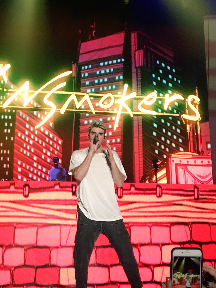 anamitag's tweet photo. Hey @TheChainsmokers, listening to your version of @PostMalone “I fall apart” from the front row was life-changing!! Thanks for an amazing night!
#think2018 #ibmrocks https://t.co/JS0KKHxLDd