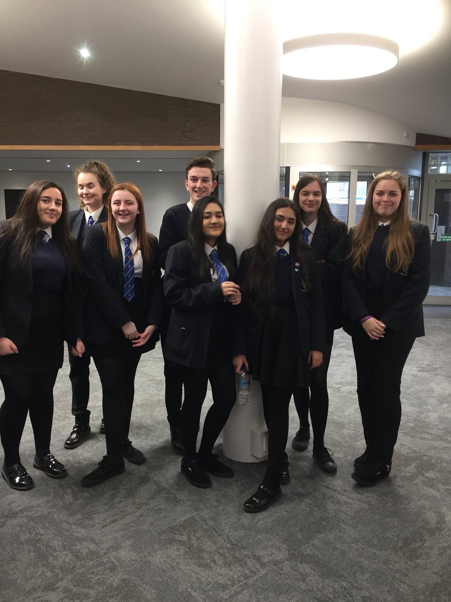 nik_Duzynska's tweet photo. Had a lovely time at the multilingual debate yesterday! #MLD2018 https://t.co/h3cTwNsbZg