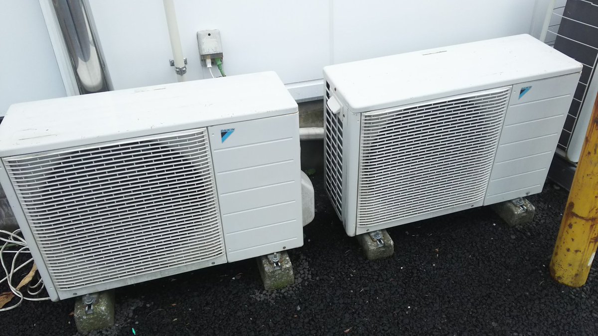 ダイキンエアコン室外機 2枚羽根 右回転 松下のOEM #室外機