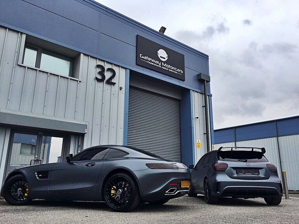 VipGateway02's tweet photo. Matching Mercedes-AMG A45 and GTS 😍👌 https://t.co/XasAcmGMAd