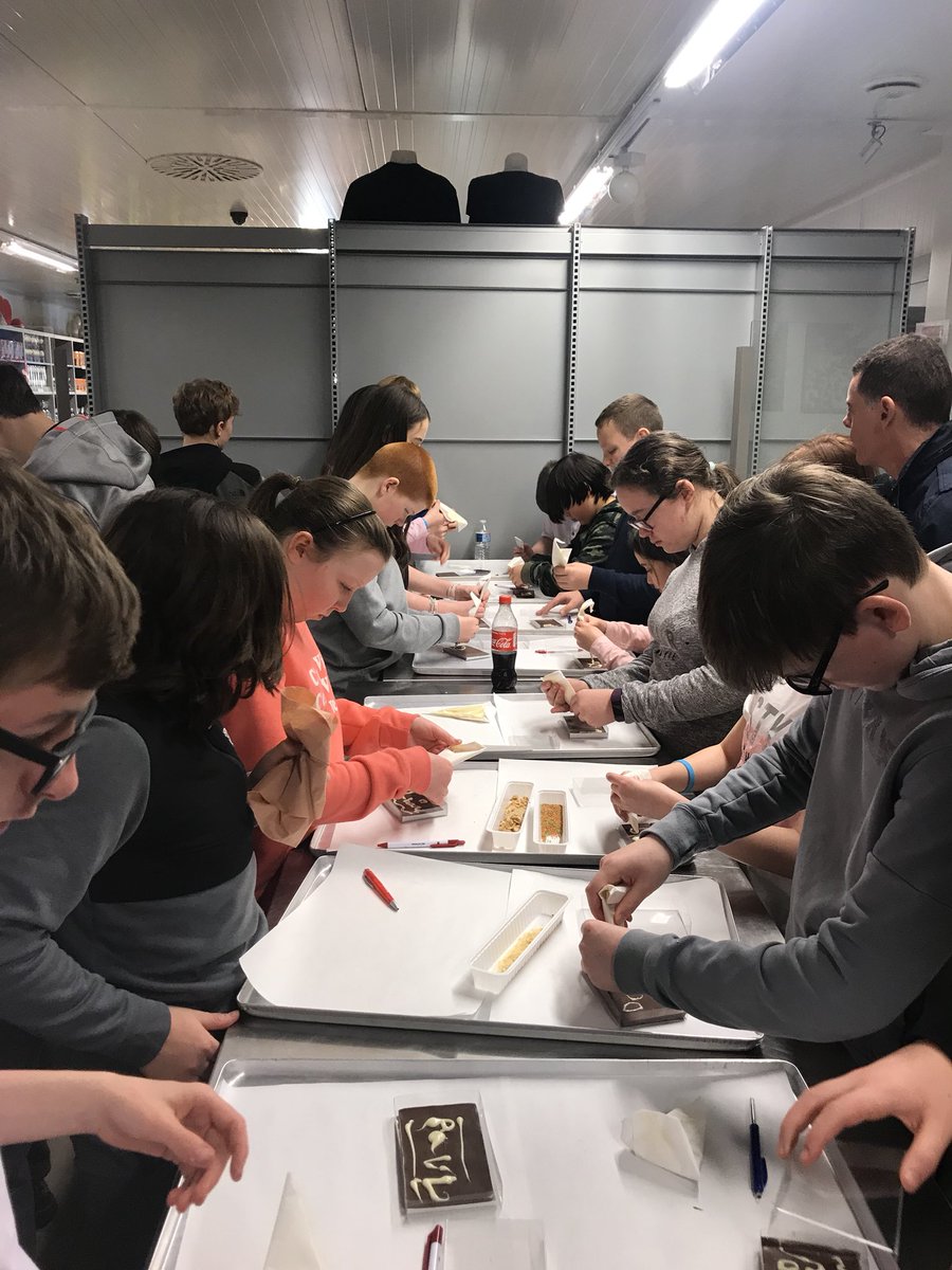 BeckMFL's tweet image. Making chocolate #France2018