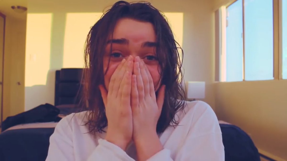 MW_eyebrows's tweet photo. MaisieWilliams #maisiewilliamseyebrows https://t.co/lPnMpbsGaE