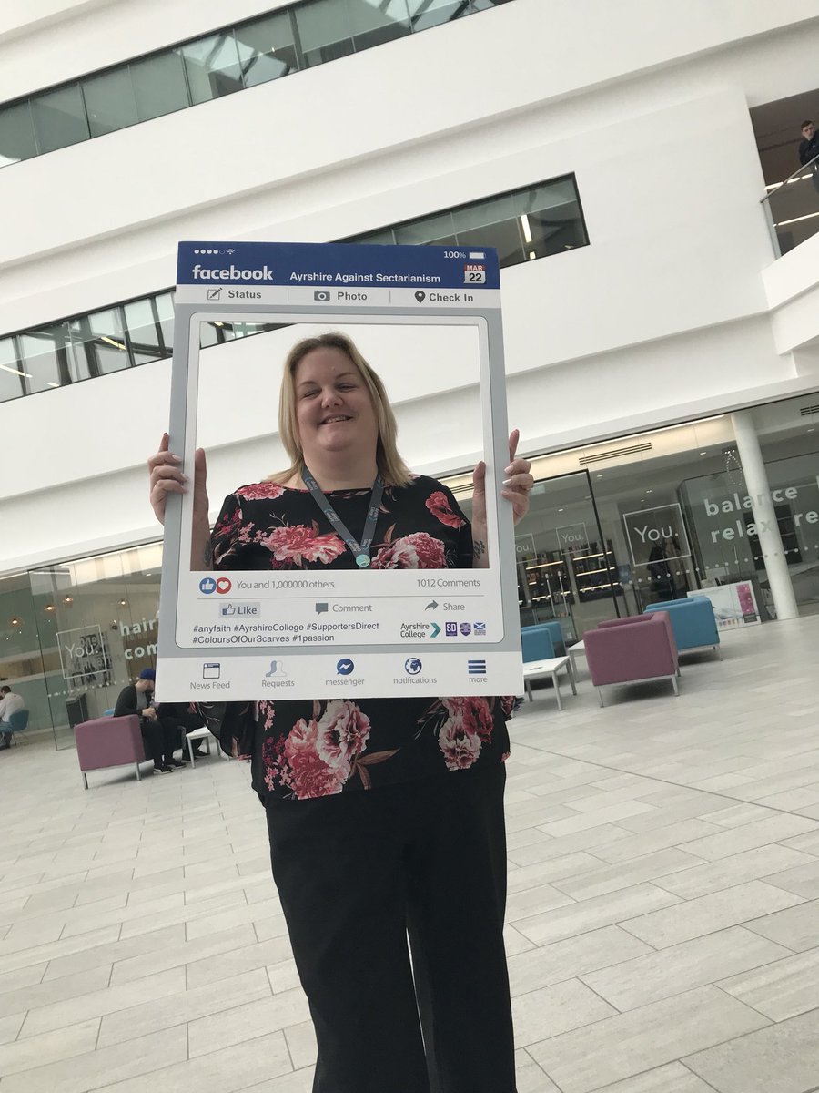 HND18_ASE's tweet photo. Selfie Central at the Foyer #anyfaith #1passion @AyrshireColl @DavidDougan @FairPlayFound @MrsBoab https://t.co/su6uQk0MAF