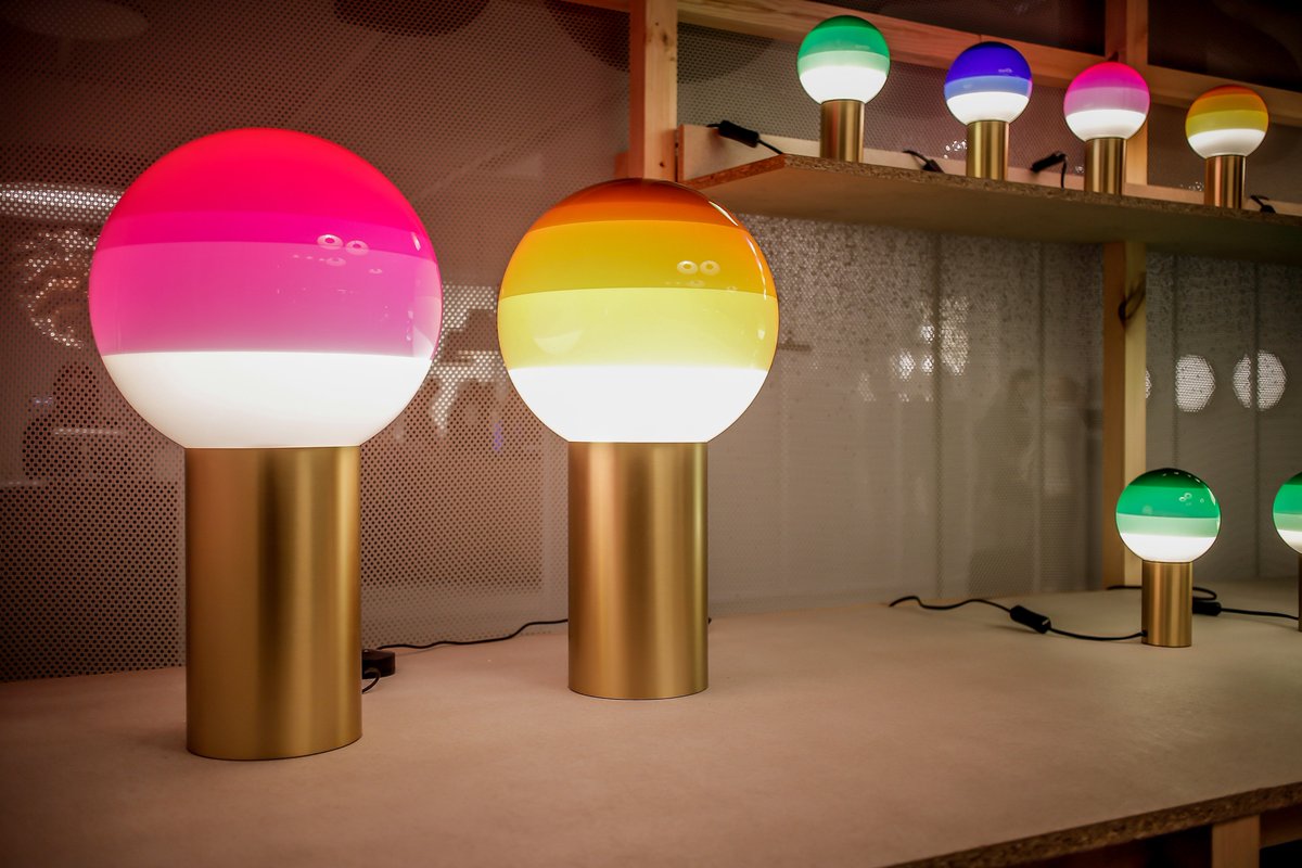archiproducts's tweet photo. The spotlights are on for @Light_Building! Until March 23, the world’s leading trade fair for lighting & building services technology will exhibit the best on the market. Check our Facebook album stay in the loop! ➜ https://t.co/Hq6E4ARjXv #LB18 #LightBuilding #LightBuilding2018 https://t.co/L7Je5dSK0K