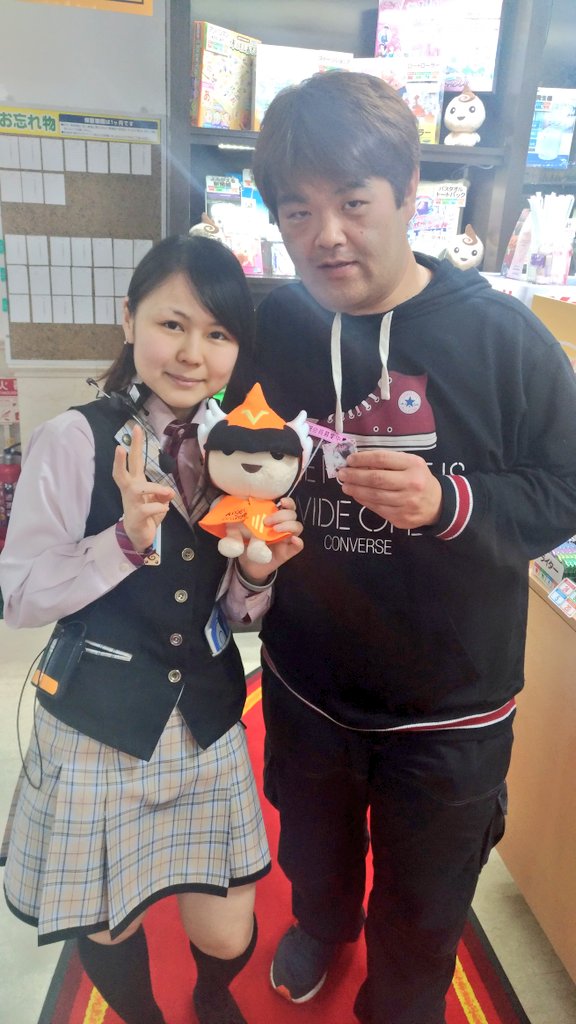 okawariplus's tweet photo. エンジェルファイブの看板娘とオマケ
#もっちー
#こまきん
#angelv https://t.co/852Kzi454P