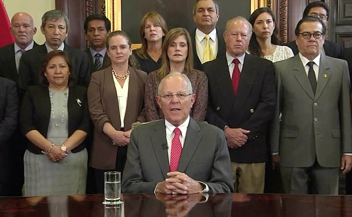 NewsRotator's tweet photo. Peru prosecutors seek to bar toppled president from leaving country: source https://t.co/pVXqX1sYew https://t.co/oqgeDzlxg3