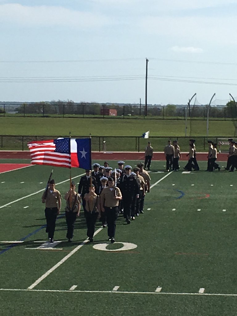EastViewHS's tweet photo. We have greatly enjoyed the @LibertyBoosters annual military inspection this morning and are super proud of our students in this program. #beliEVe https://t.co/arJXlAMuKG